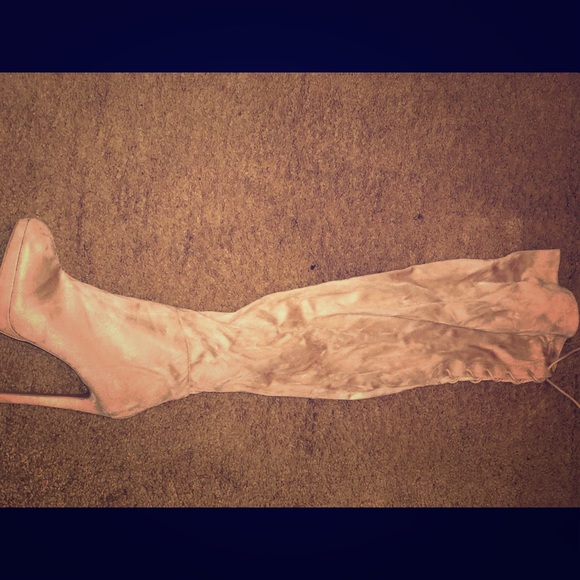 Thigh high boots - Picture 1 of 3